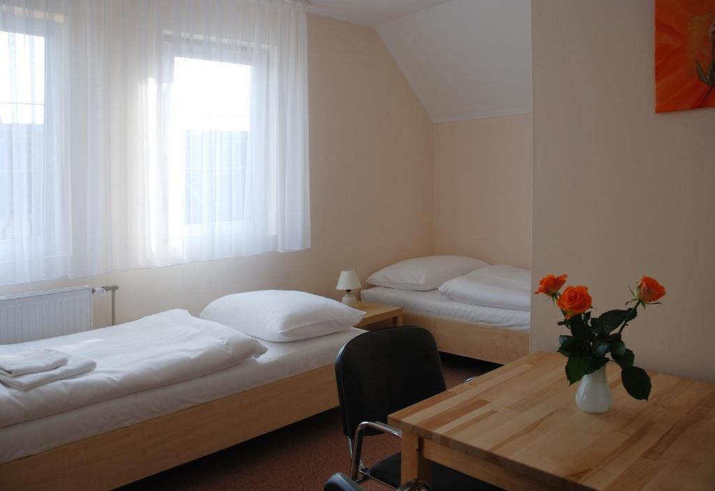 Penzion Duo Otel Mladá Boleslav Oda fotoğraf